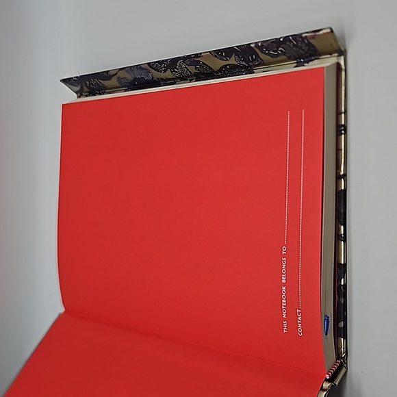 A FLAME TREE hardcover lined notebook with magnetic close - Picture 2 of 10